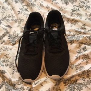 Nike Tanjun running shoes